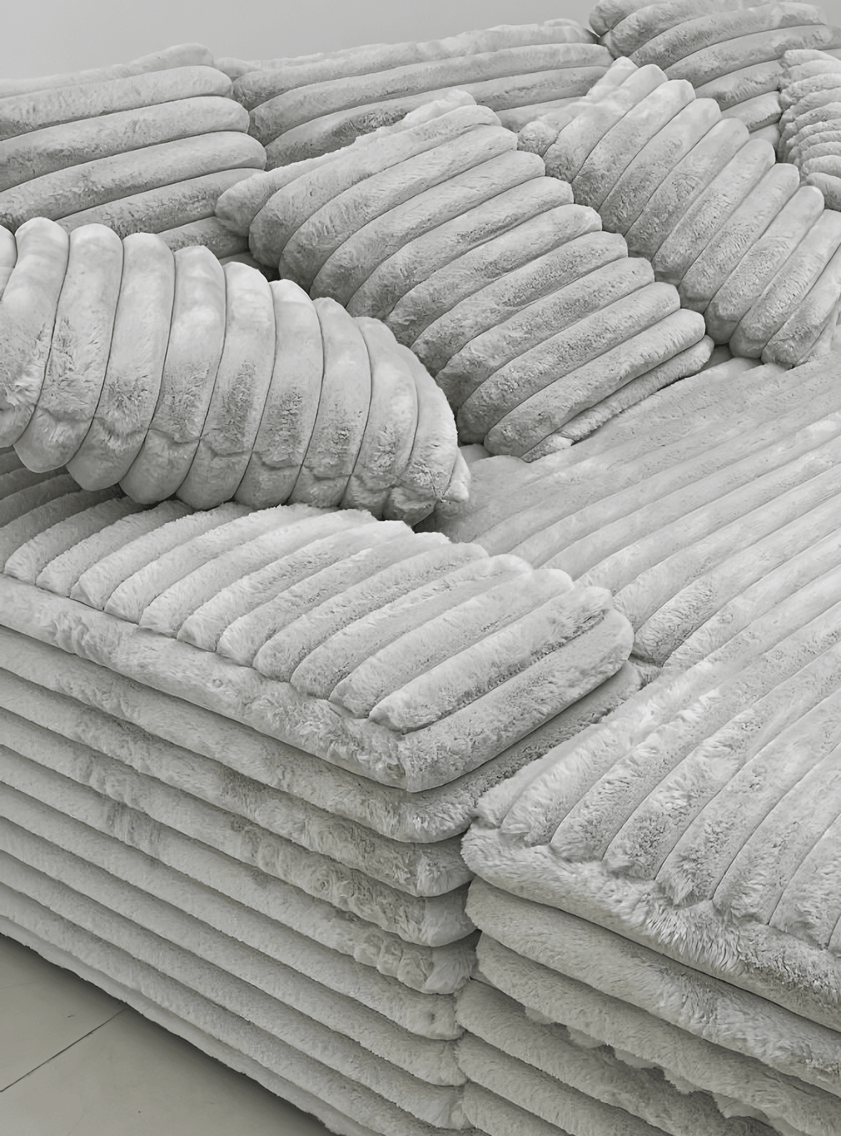 Are plush sofas any good? - Lkikos.com